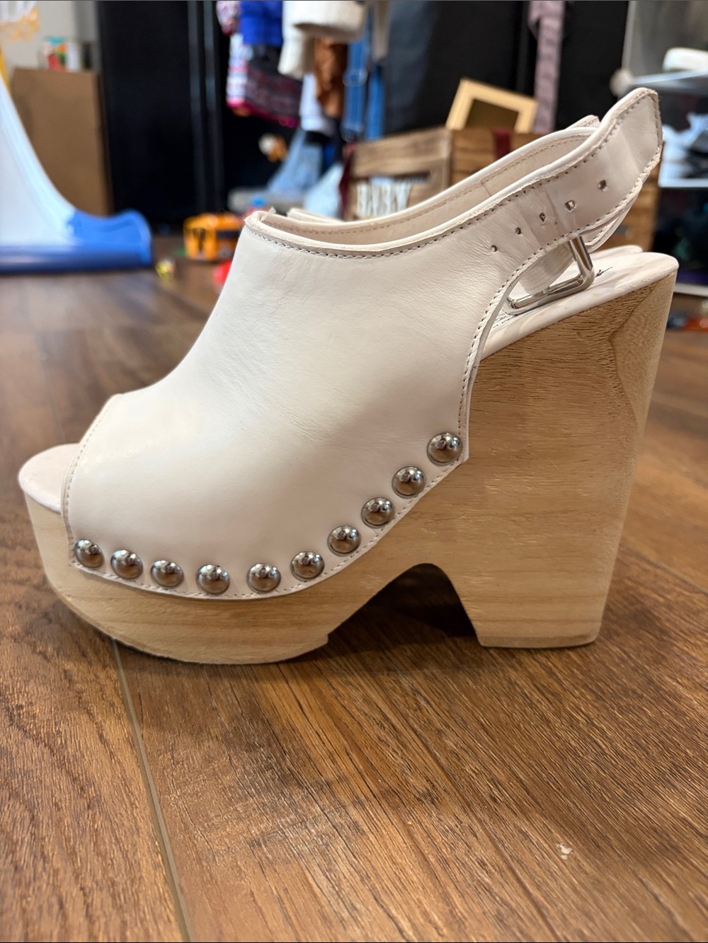 Free People Jeffrey Campbell White Leather Studded Wooden Clog Mules - Picture 3 of 3